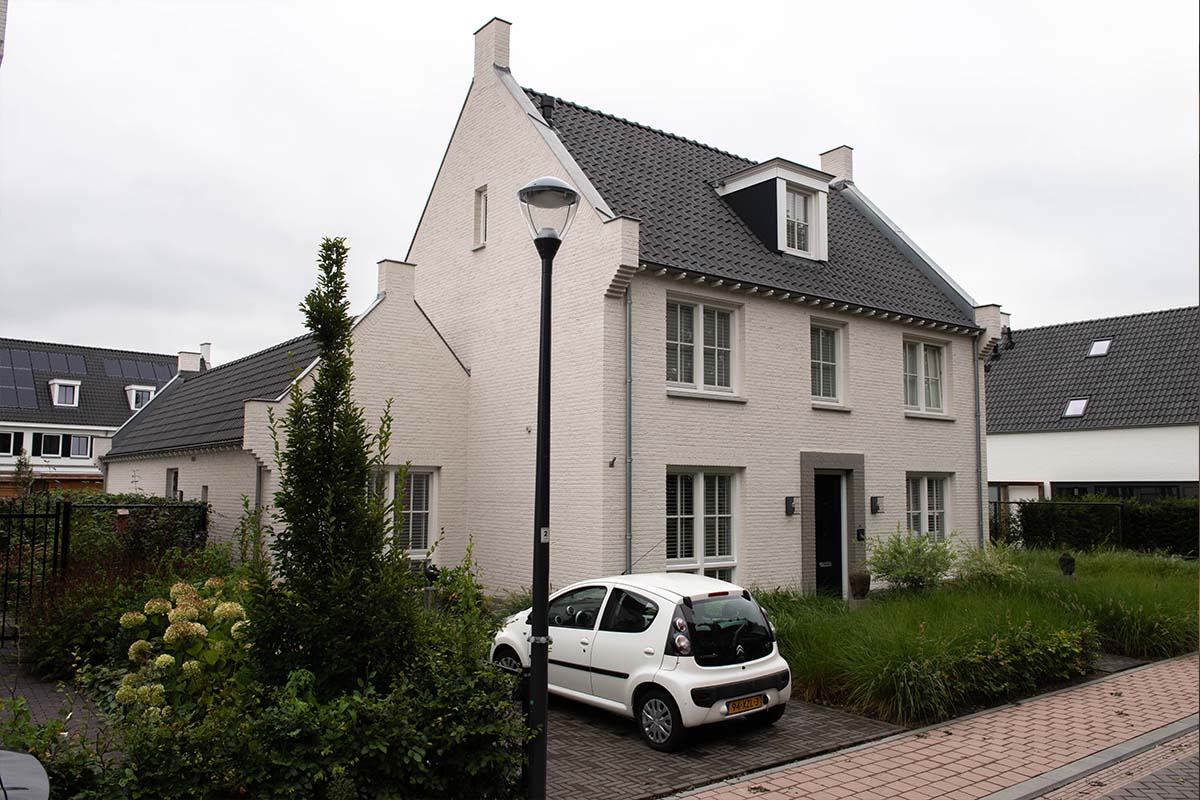 Thumbnail Image 1