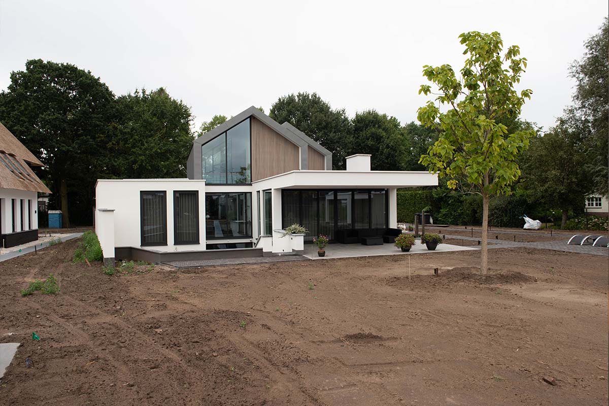 Thumbnail Image 1